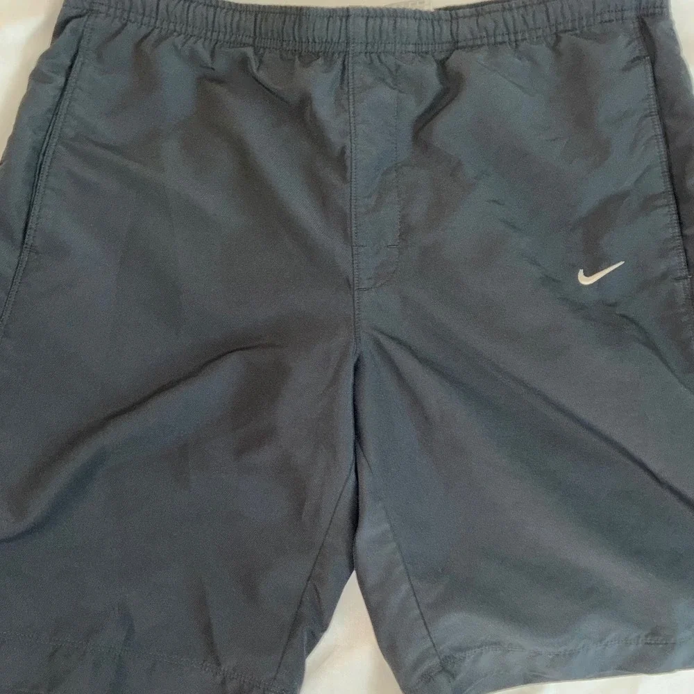 Nike Running Shorts Mens Large Black Mesh Lined Athletic Gym Pockets Swoosh Logo